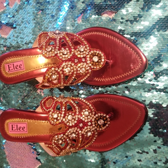 Girls Indian Slippers - Picture 4 of 4